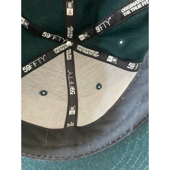 New Era Miami Hurricanes Green 59FIFTY Fitted Hat Stanley 17 Snapback Hat - Picture 6 of 6